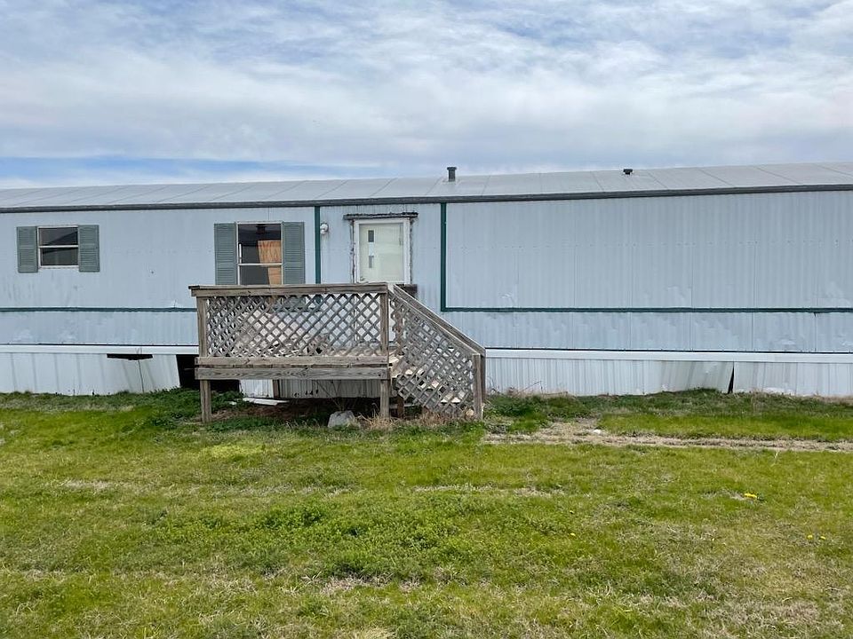 2nd image of 154 Parkway Dr #154