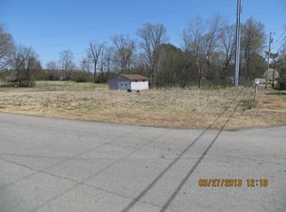 141 E Lakeside Dr, Florence, AL 35630