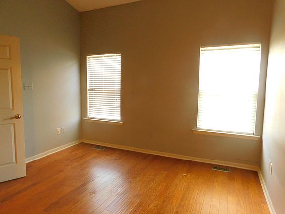 3rd image of 5 Keppels Mill Ct