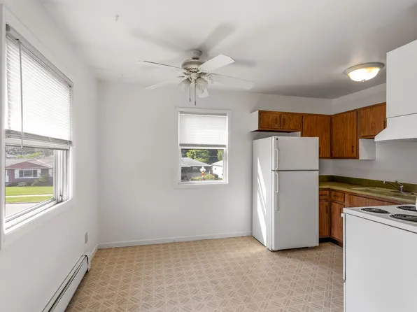 2005 Eastman Avenue, 2005 Eastman Ave Unit 5, Green Bay, WI 54302