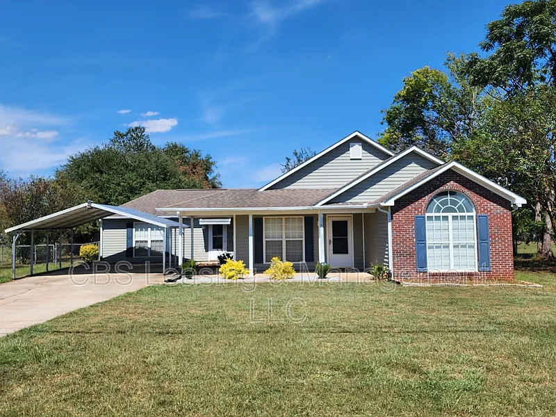 15 Wheatfield Dr
