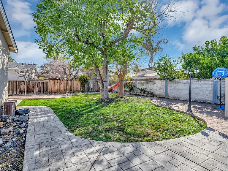 5263 Knights Est — Photo 38