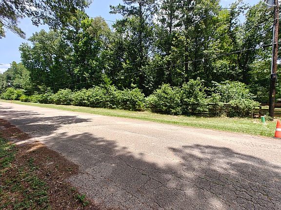 3rd image of 4011 Pamela Way Lot 16