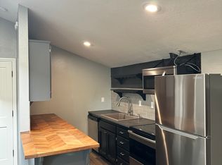 1358 Camino Cristobal #A, Thousand Oaks, CA 91360