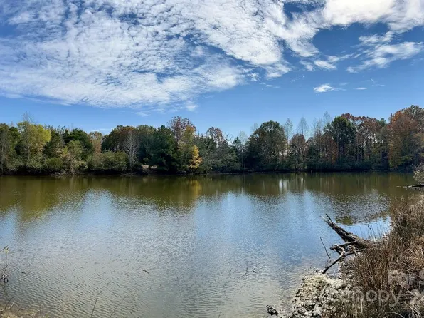 7A Three Lakes Trl, Waxhaw, NC 28173