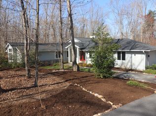 326 Waverly Ln, Moneta, VA 24121