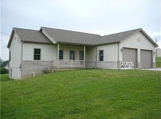 128 Carolina Ave, Vandergrift, PA 15690