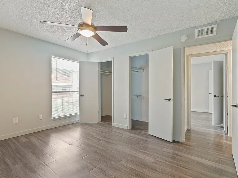 Verde Apartments — Photo 28
