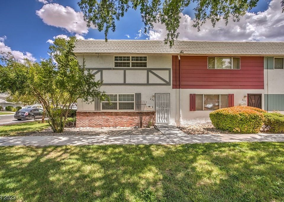 1st image of 235 Greenbriar Townhouse Way