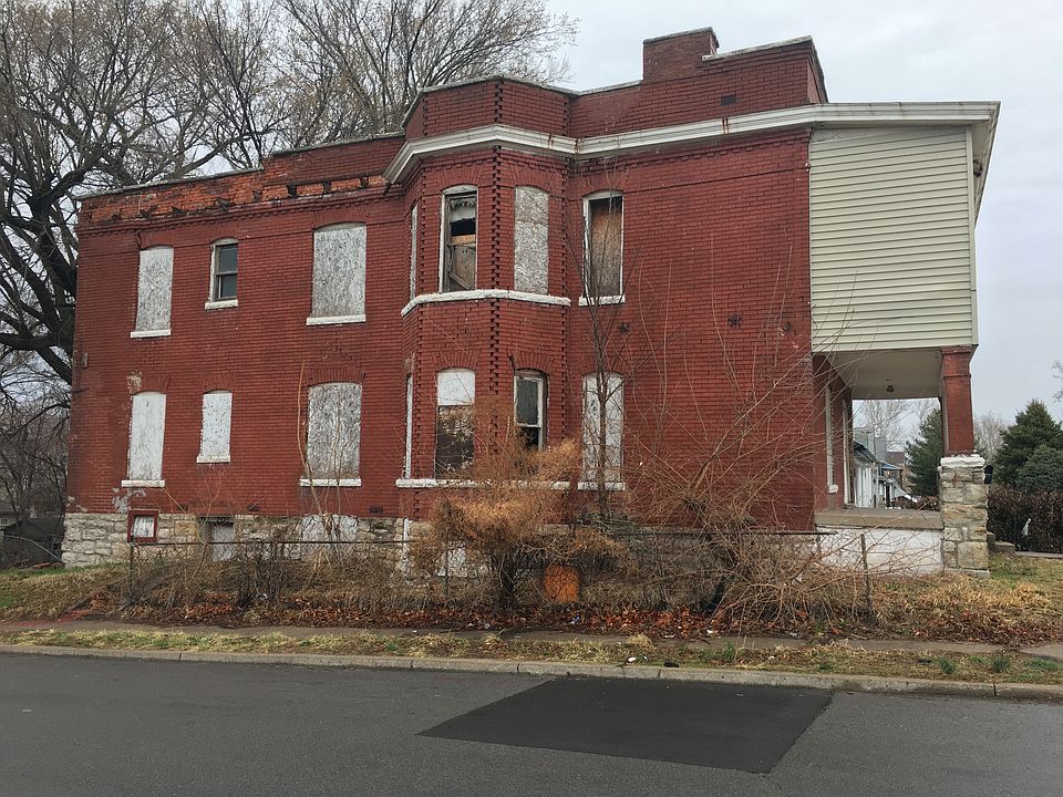 2nd image of 2944 Wabash Ave #1S
