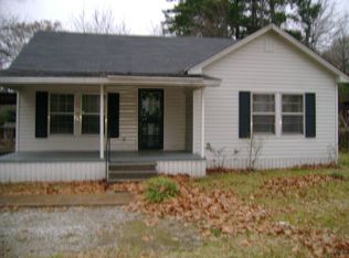 516 N McSweyn Pl, Bruce, MS 38915