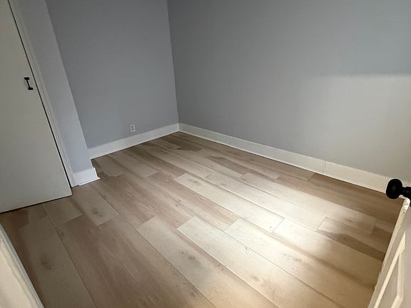4th image of 211 64th St #10C