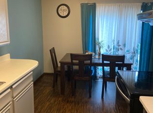 1790 McKnight Rd N #6, Saint Paul, MN 55109