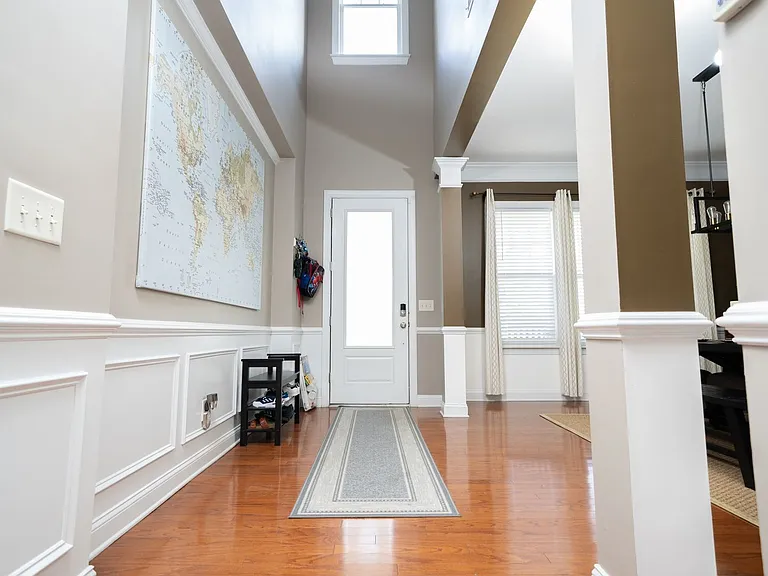 1606 Morehead Hill Ct — Photo 3