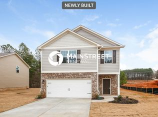 312 Augusta Woods Dr, Villa Rica, GA 30180