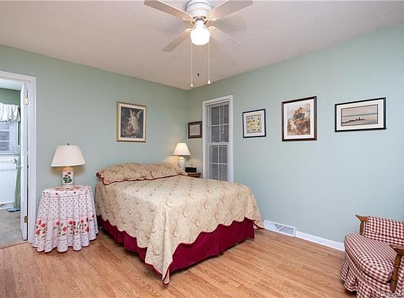 5th image of 2878 Summer Creek Ct