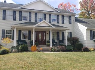 415 Ridgedale Dr, Circleville, OH 43113