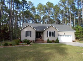 903 Bee Tree Ct, New Bern, NC 28560