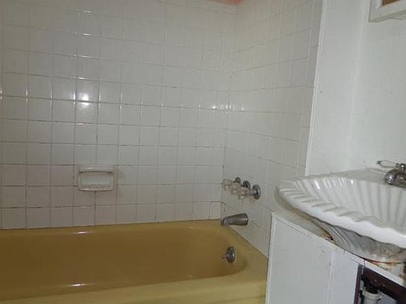 3rd image of 2969 Mount Kennedy Dr