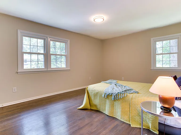 9112 Santayana Dr — Photo 15