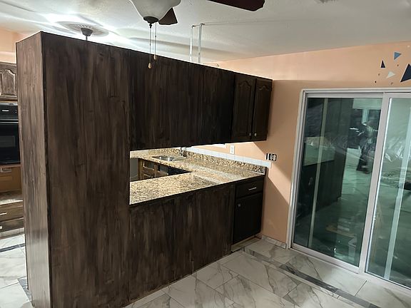 5th image of 7154 San Castle Blvd