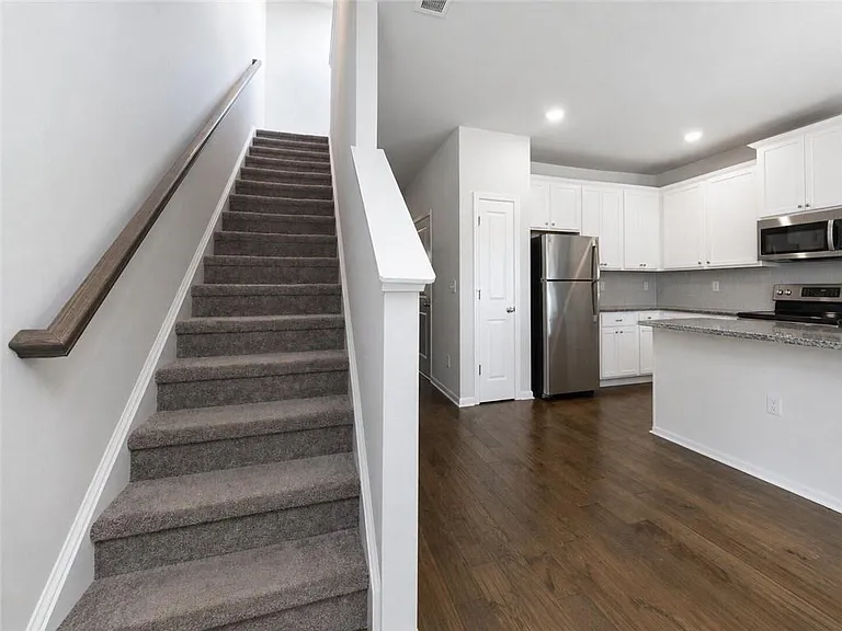 3370 Highbury Way — Photo 11