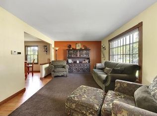 154 Fox Glen Rd, Fredonia, WI 53021