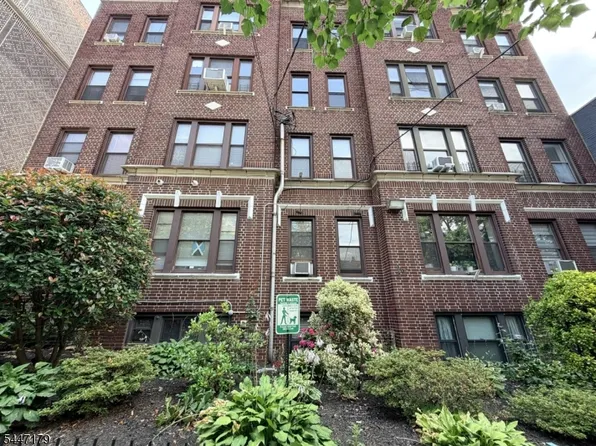 277 Harrison Ave BLDG 277 #C6, Jersey City, NJ 07304