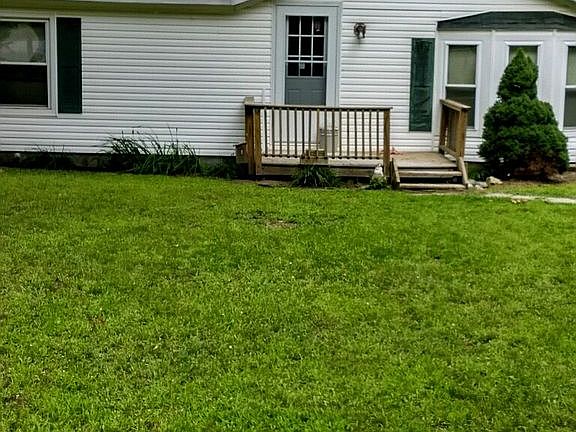 House & lake lots to right