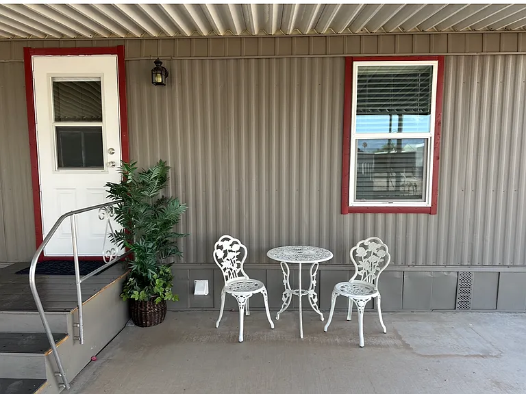 11101 E University Dr #173 — Photo 4