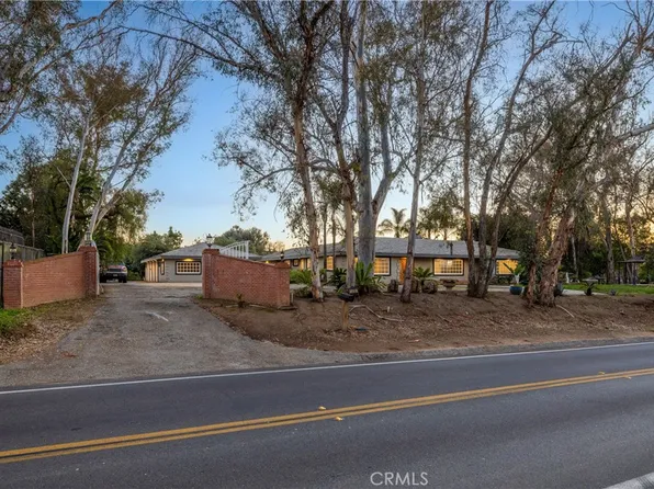 1466 E Covina Hills Rd, Covina, CA 91724