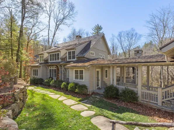 126 Blackmont Lane, Cashiers, NC 28717