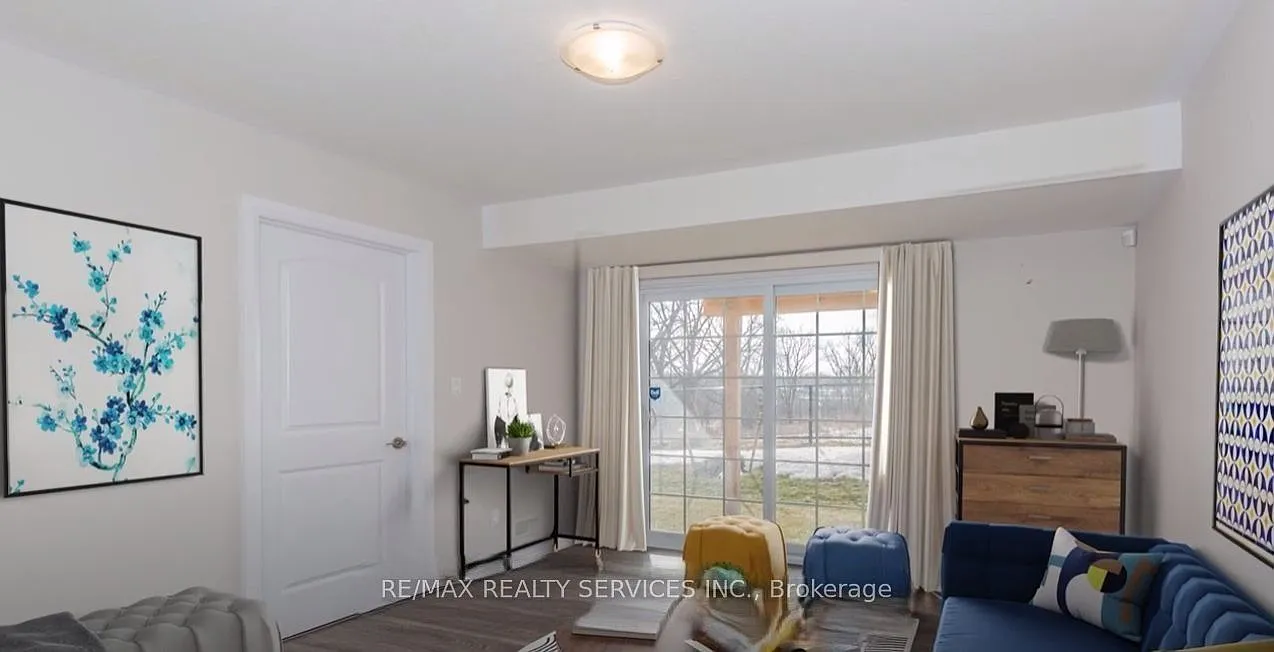 4 bed, $2,800 — Photo 2