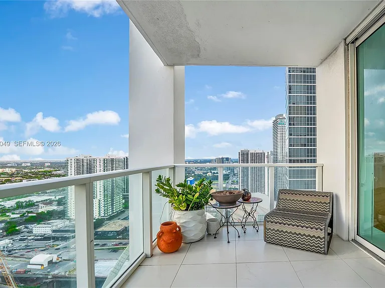 1040 Biscayne Blvd #3306 — Photo 23