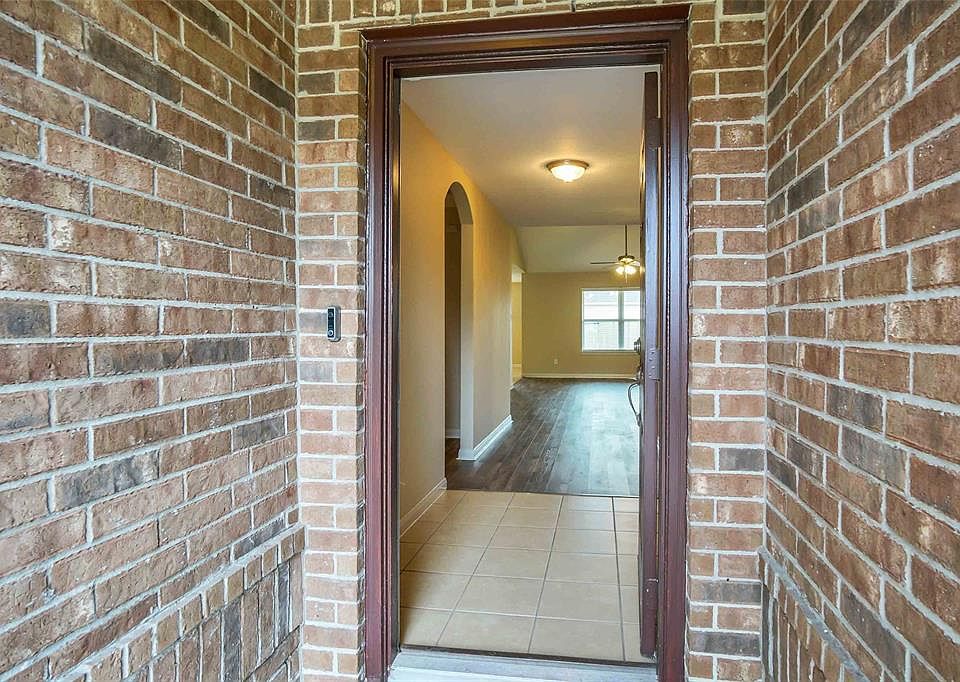 1st image of 5027 Arbury Hill Ln