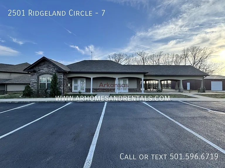 2501 Ridgeland Cir #7 — Photo 17
