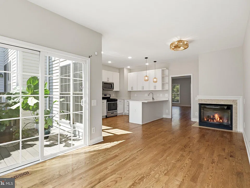 2524 Terra Cotta Cir