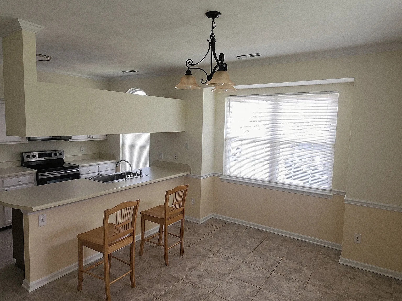 2 bed, 2.5 bath, 1456 sqft, $2,295 — Photo 3