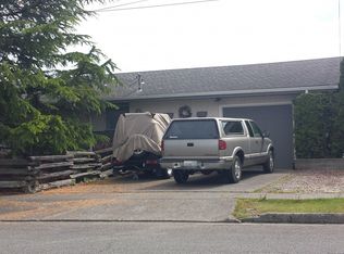 1818 E Broadway St, Mount Vernon, WA 98274