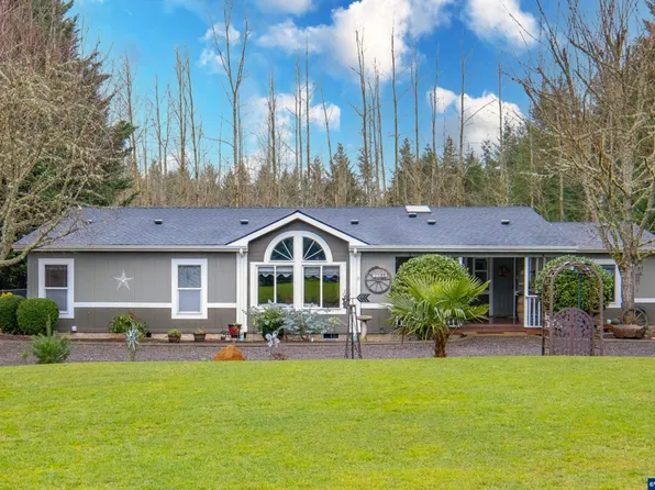 41671 Clark Smith Dr, Lebanon, OR 97355