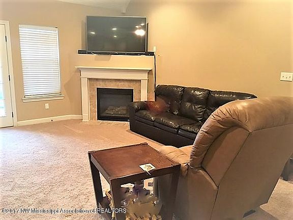 3rd image of 4380 Carroll Dr W