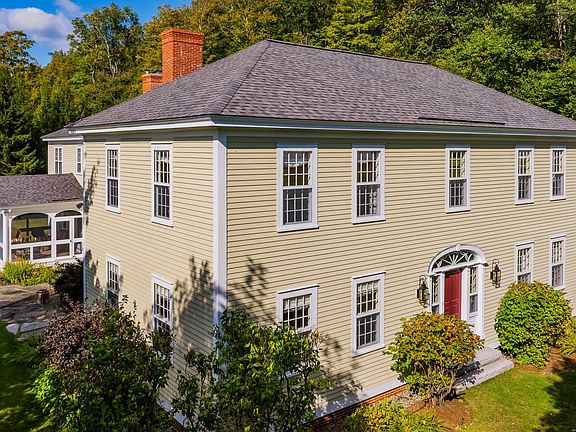 3rd image of 14 Olcott Road