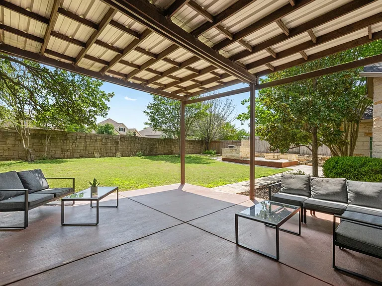 1023 Grassy Field Rd — Photo 23