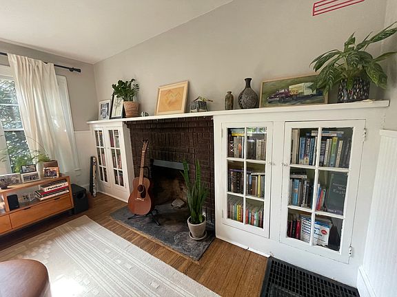 built in bookshelves and mantel