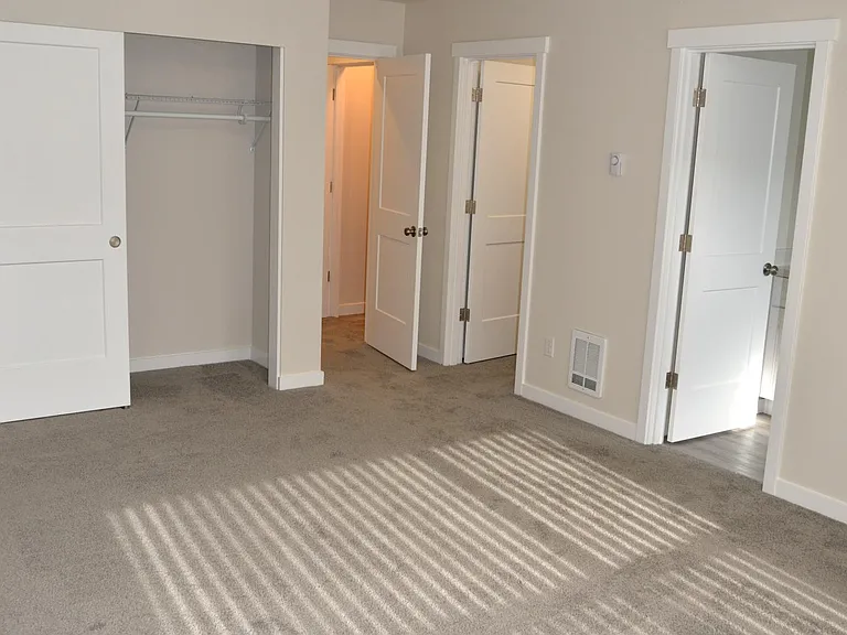 1015 122nd Pl SW — Photo 6