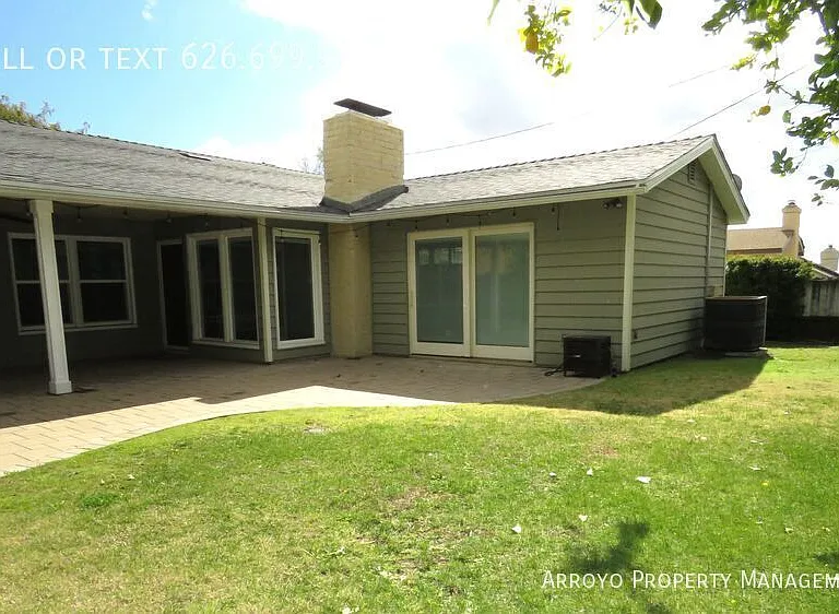 1165 Leonard Ave — Photo 27