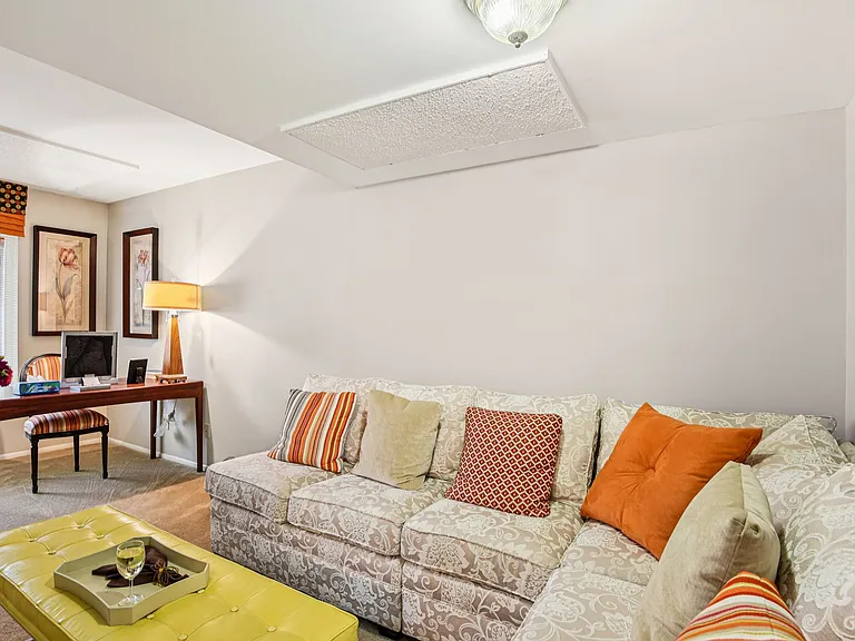 Howard Hills Rental Townhomes and Duplexes — Photo 62