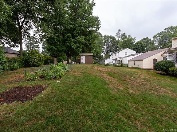 5th image of 86 Herbert Dr
