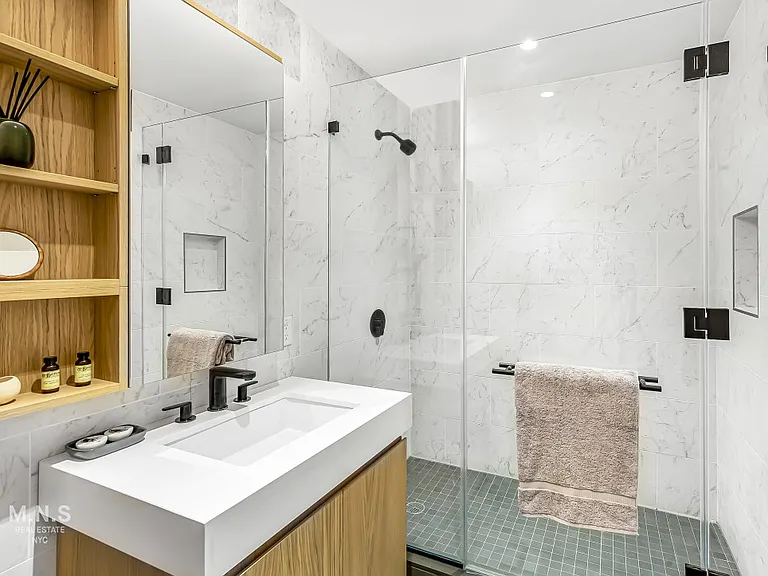 200 Montague St #13G — Photo 9