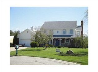 3743 S Applegate Dr, New Palestine, IN